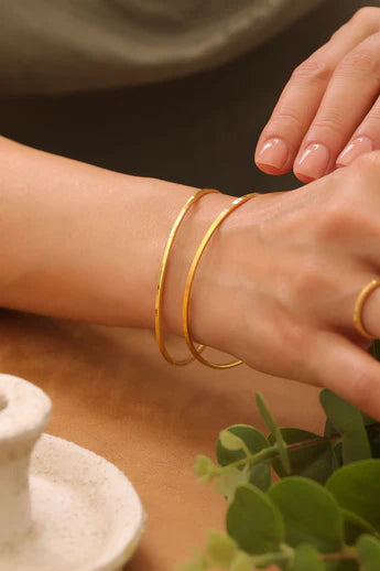 AJDA™ |  Smooth Bangle