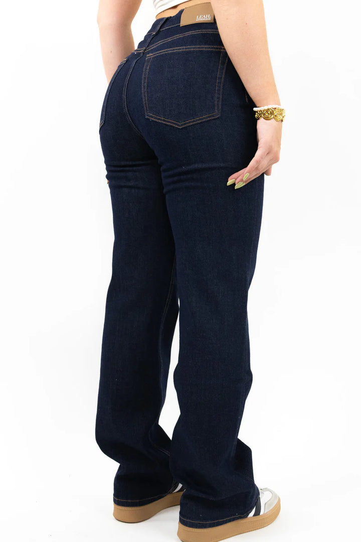 CHARLOTTE™ | Everyday Straight-Leg Jeans