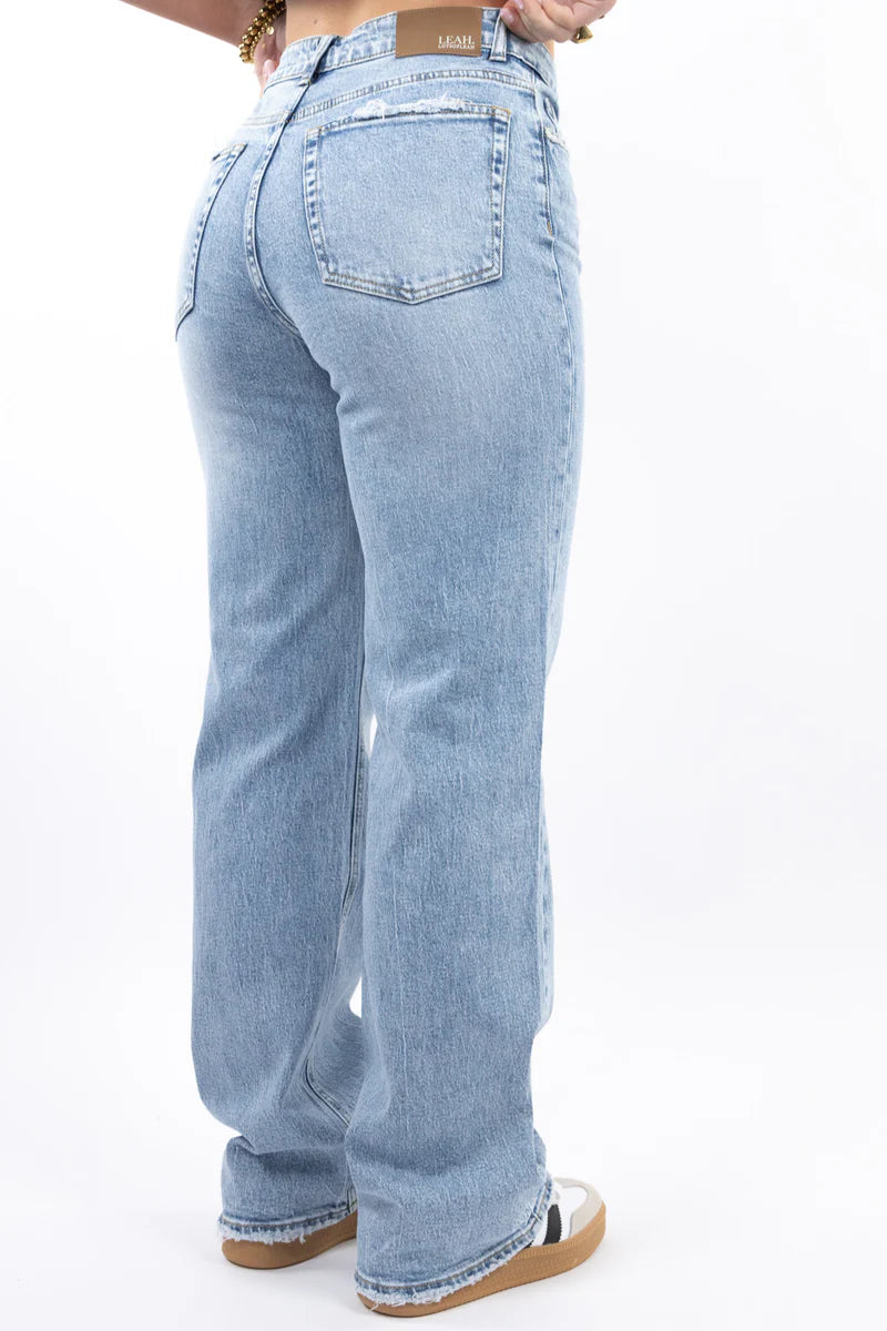 CHARLOTTE™ | Everyday Straight-Leg Jeans