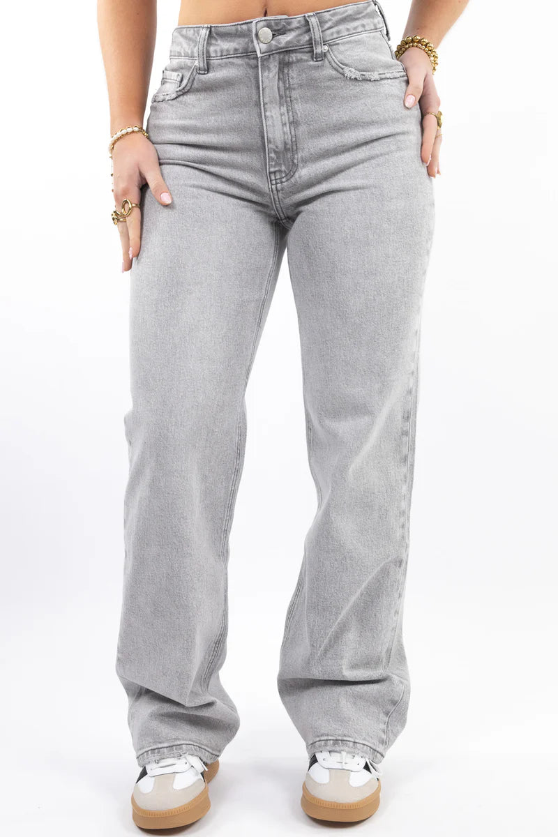 CHARLOTTE™ | Everyday Straight-Leg Jeans