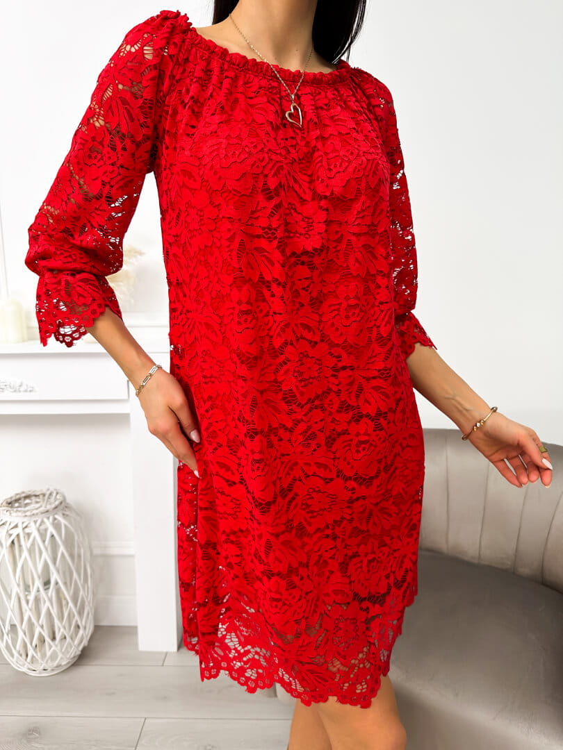 QAMRA™ | Romantic Lace Evening Dress