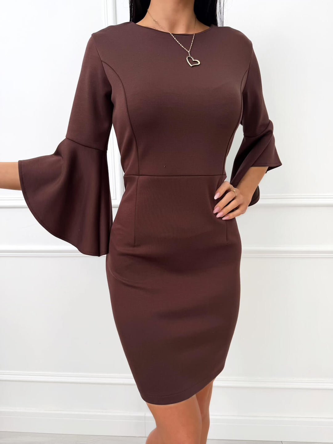 QUENNELL™ | Modern Dress with Flared Sleeves