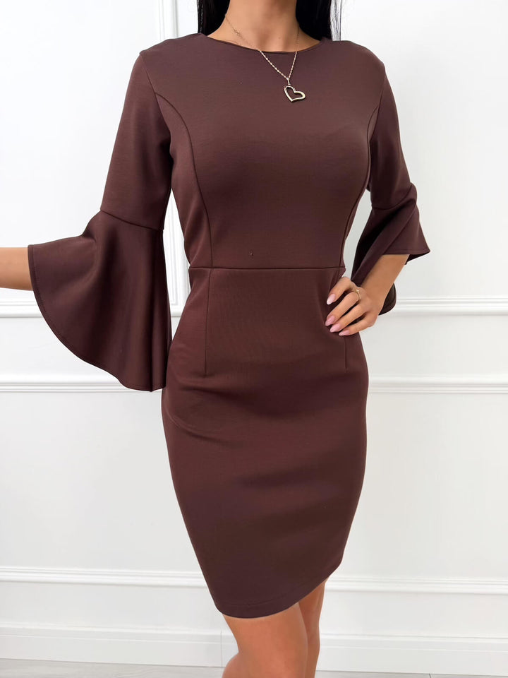 QUENNELL™ | Modern Dress with Flared Sleeves