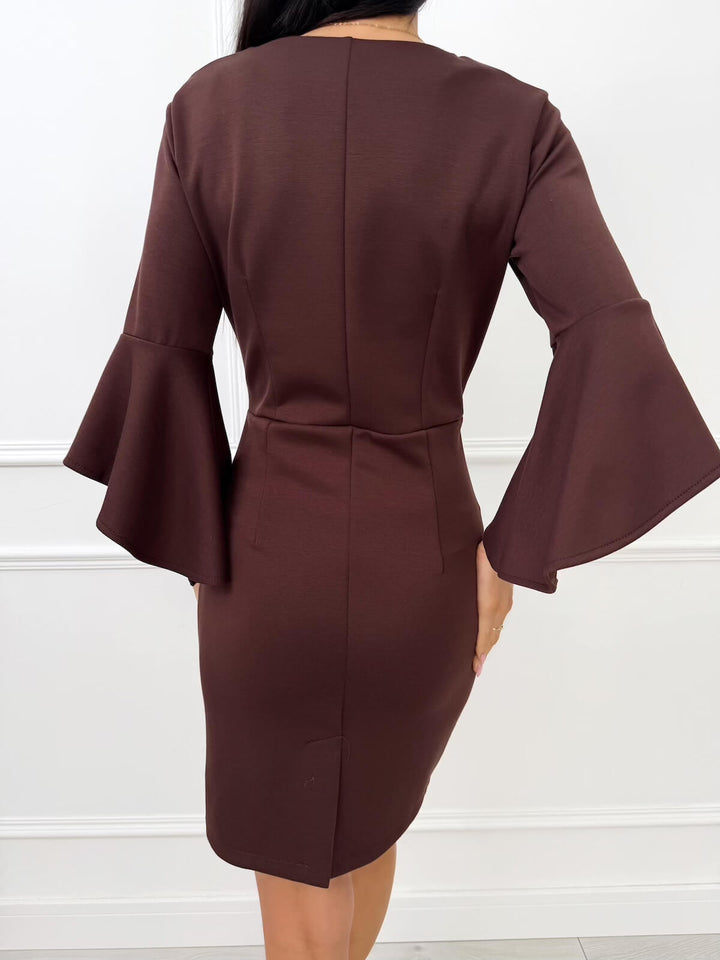 QUENNELL™ | Modern Dress with Flared Sleeves