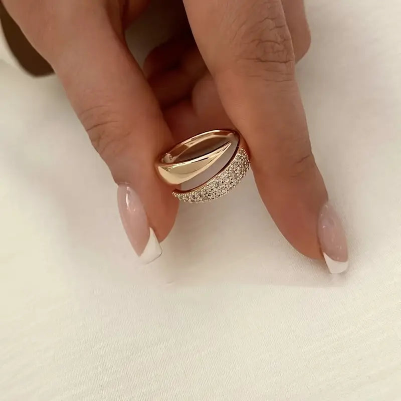 SOPHIA™ | Radiant Whisper Ring