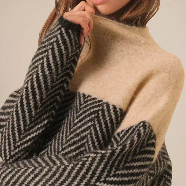 EVA™ |  Elevated Knit with Graphic Edge